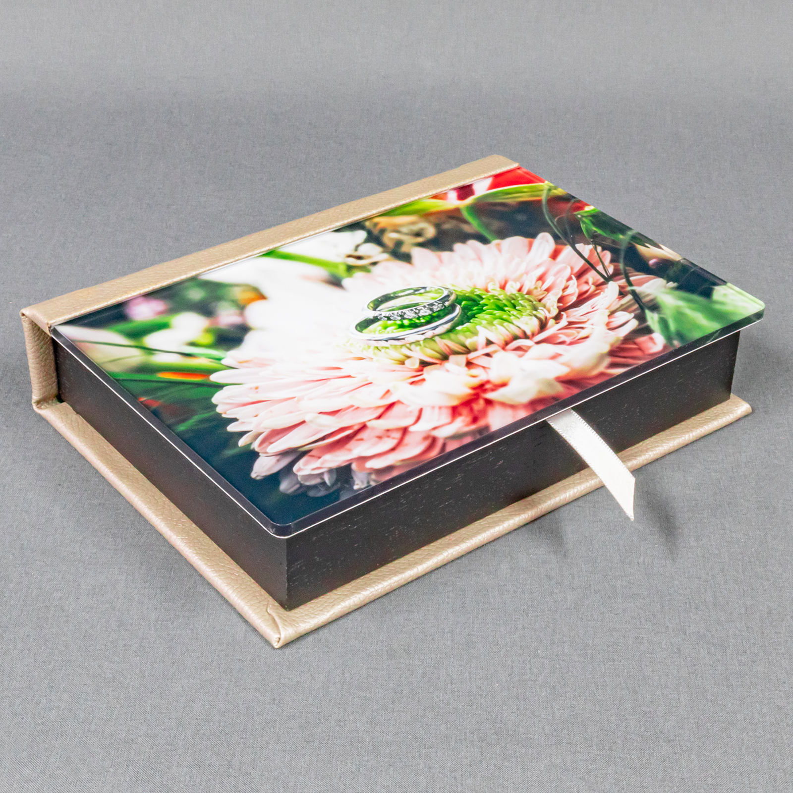 Luxury Acrylic Print Box Slide 1